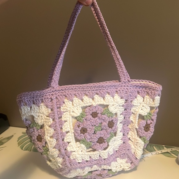 Handmade Woven Camellia Flower Yarn Crochet Shoulder Bag - Picture 1 of 9